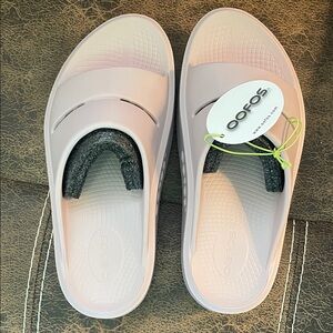 OOFOS Women's OOmega OOahh Stardust